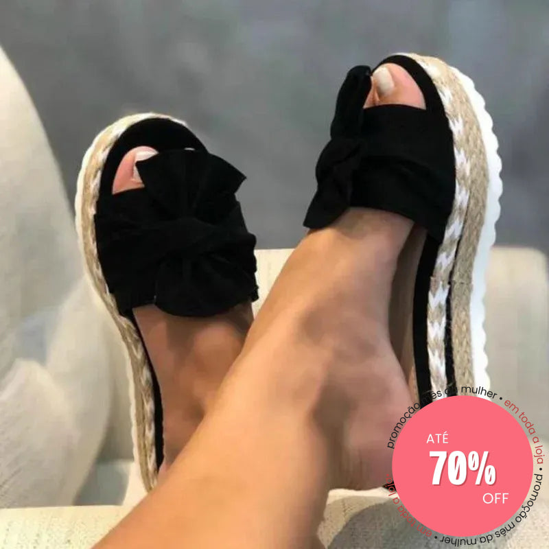 Chinelo Fornazari Preto / 33